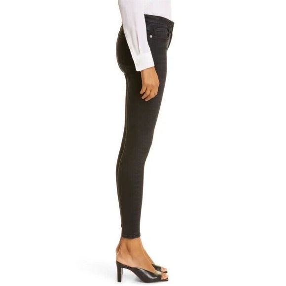 FRAME Women's Le One Skinny Jeans
Black Size 2 - Retail $218 - Picture 3 of 11